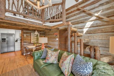 572 Skyland View Drive Blowing Rock NC 28605