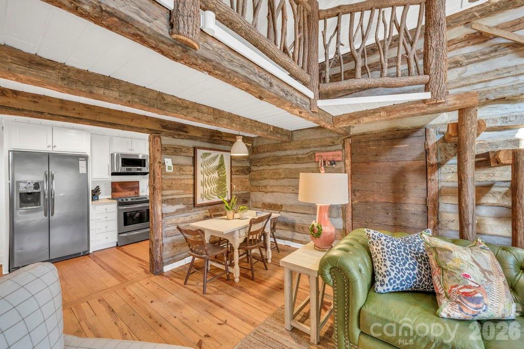 572 Skyland View Drive Blowing Rock NC 28605