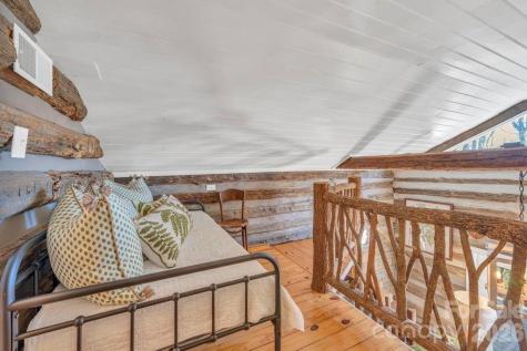 572 Skyland View Drive Blowing Rock NC 28605