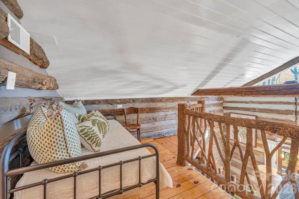 572 Skyland View Drive Blowing Rock NC 28605