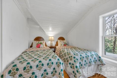 572 Skyland View Drive Blowing Rock NC 28605