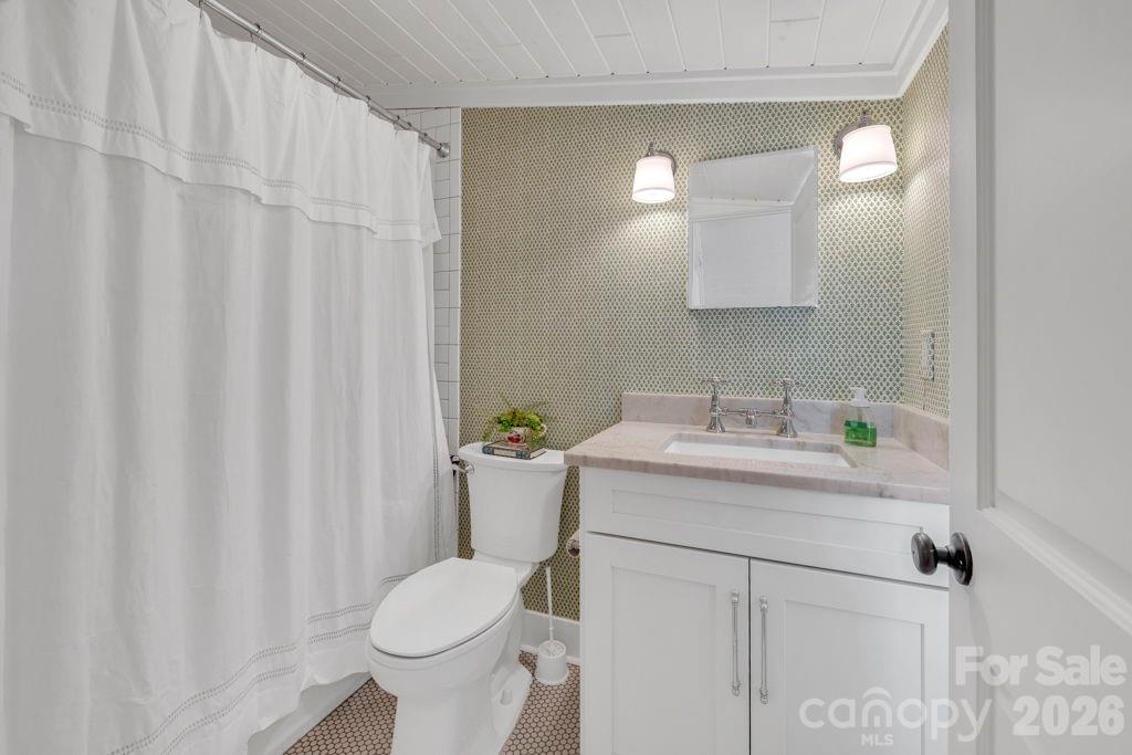 572 Skyland View Drive Blowing Rock NC 28605