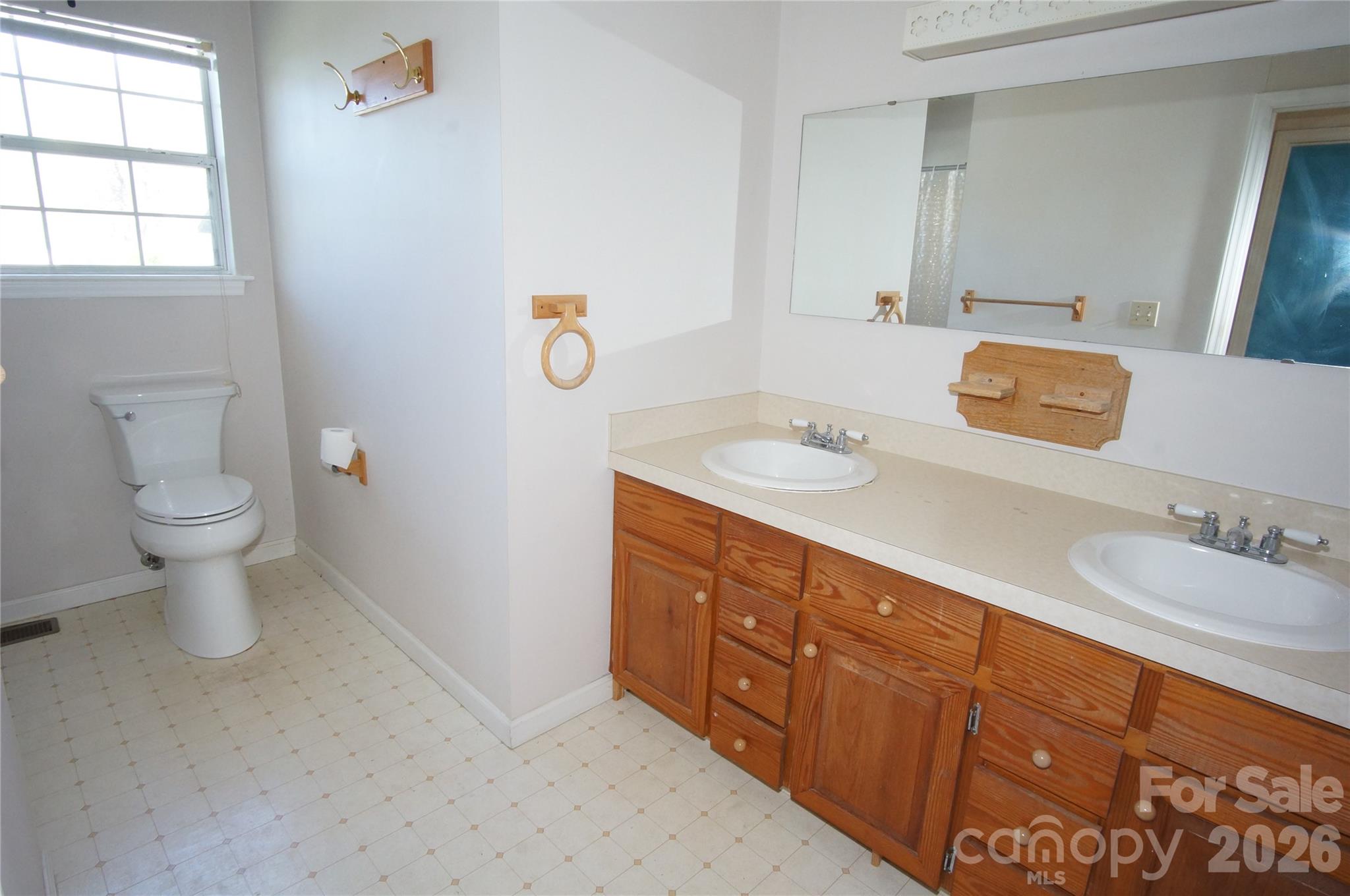 615 Hillcrest Street Charlotte NC 28206