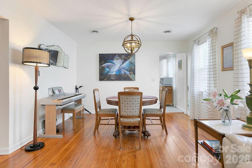 36 S Oaklawn Avenue Brevard NC 28712