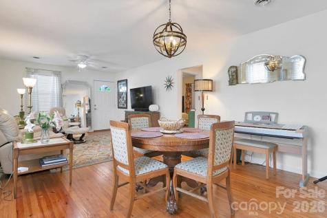 36 S Oaklawn Avenue Brevard NC 28712