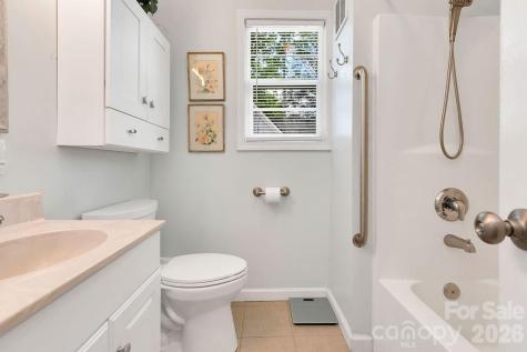 36 S Oaklawn Avenue Brevard NC 28712
