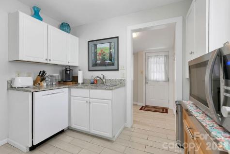 36 S Oaklawn Avenue Brevard NC 28712