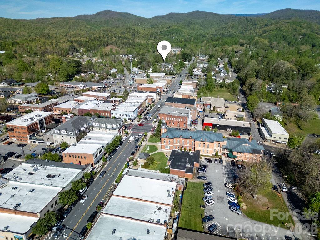 36 S Oaklawn Avenue Brevard NC 28712