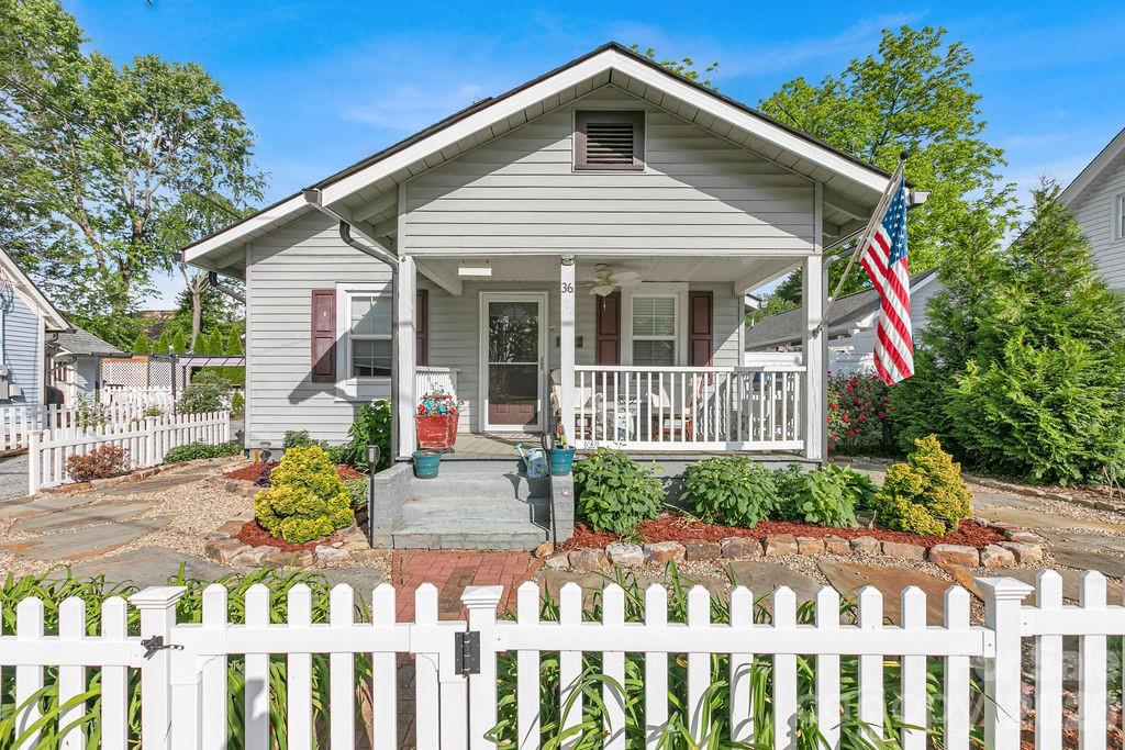 36 S Oaklawn Avenue Brevard NC 28712