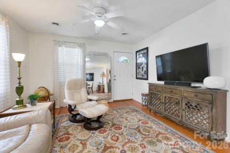 36 S Oaklawn Avenue Brevard NC 28712
