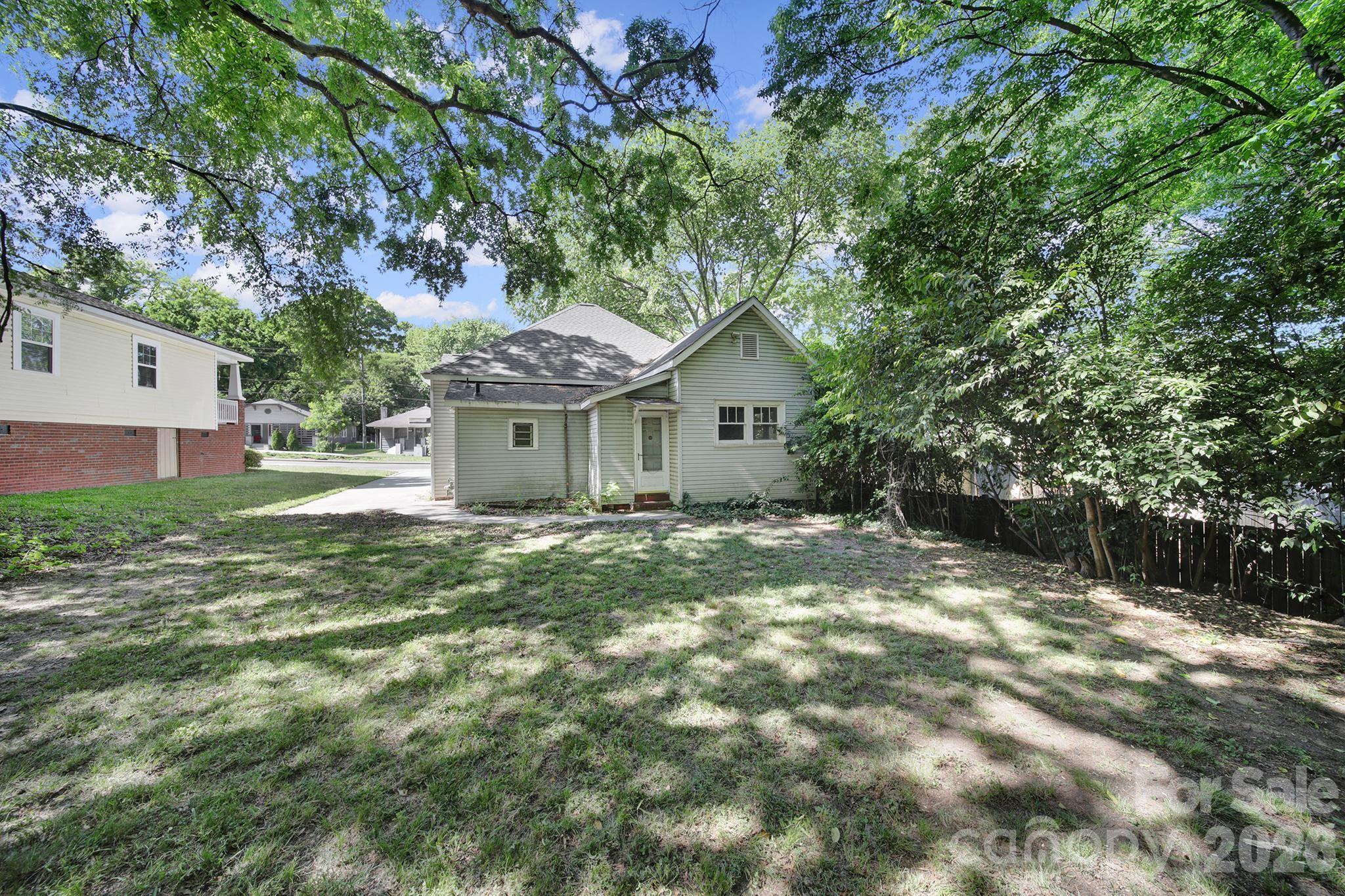 815 Parkwood Avenue Charlotte NC 28205