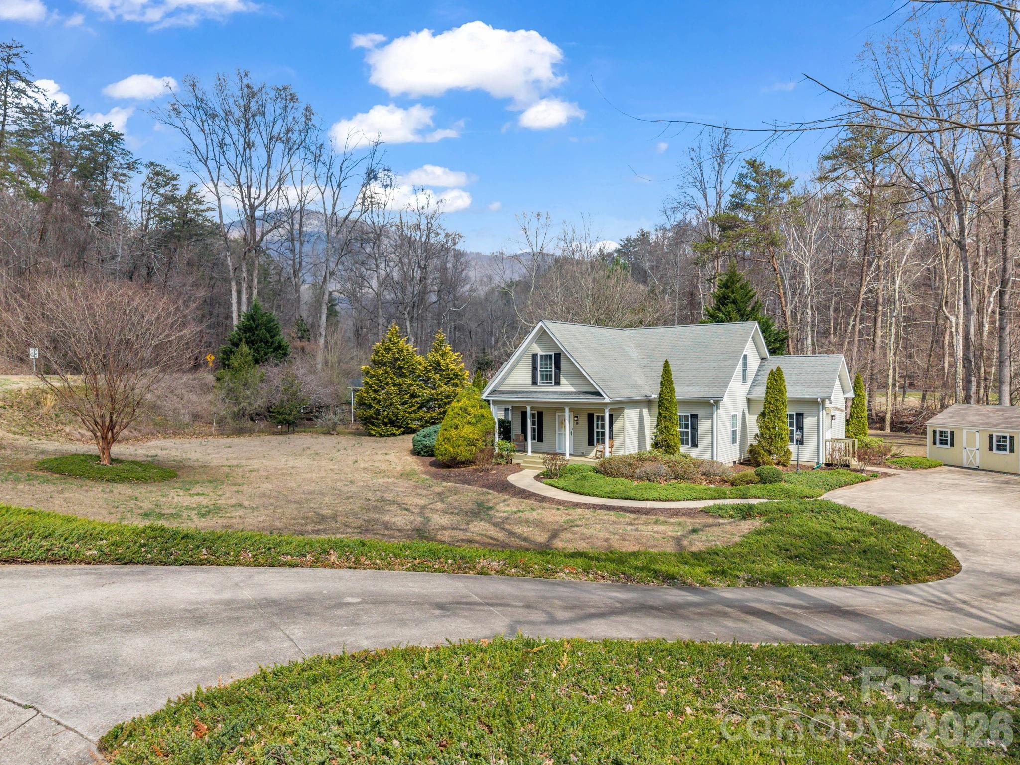 19 Lynnbrook Way Columbus NC 28722