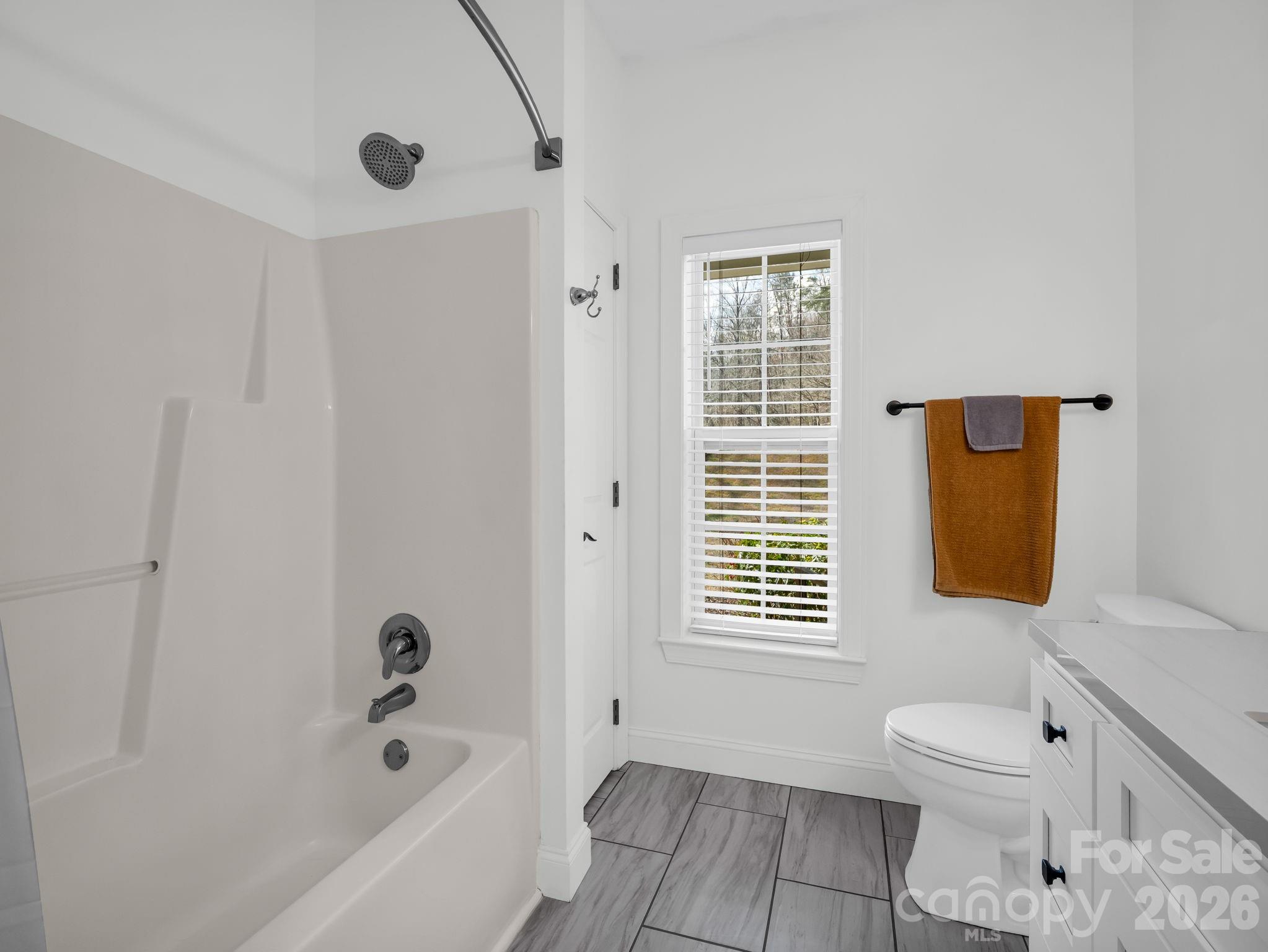 19 Lynnbrook Way Columbus NC 28722