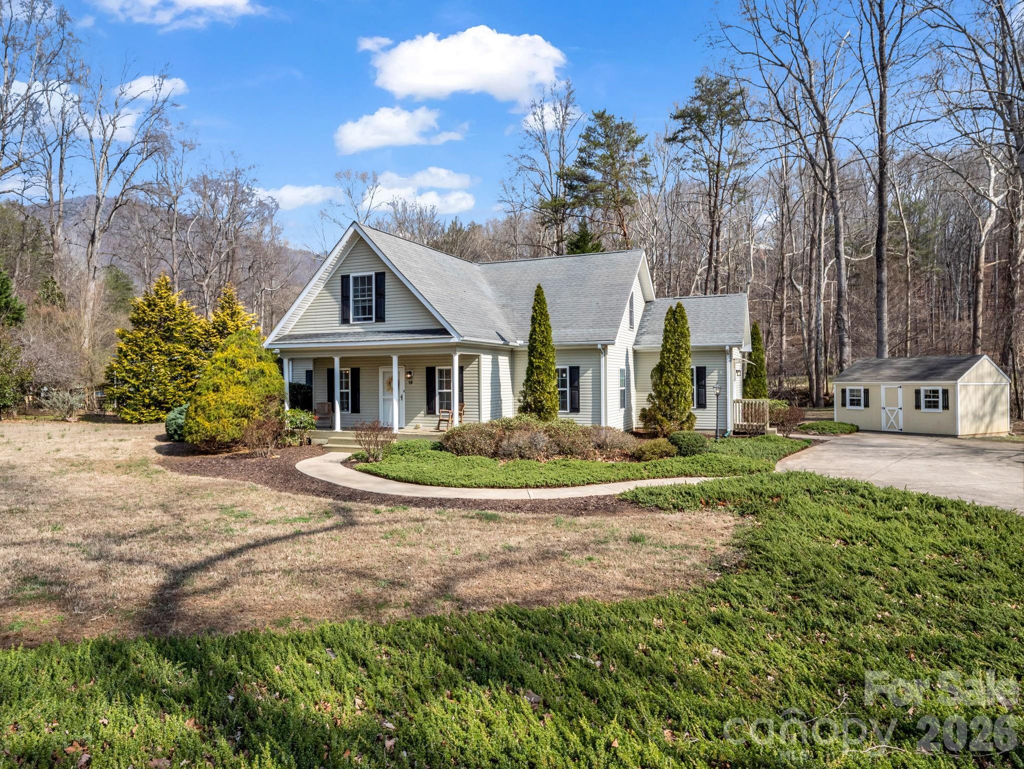 19 Lynnbrook Way Columbus NC 28722