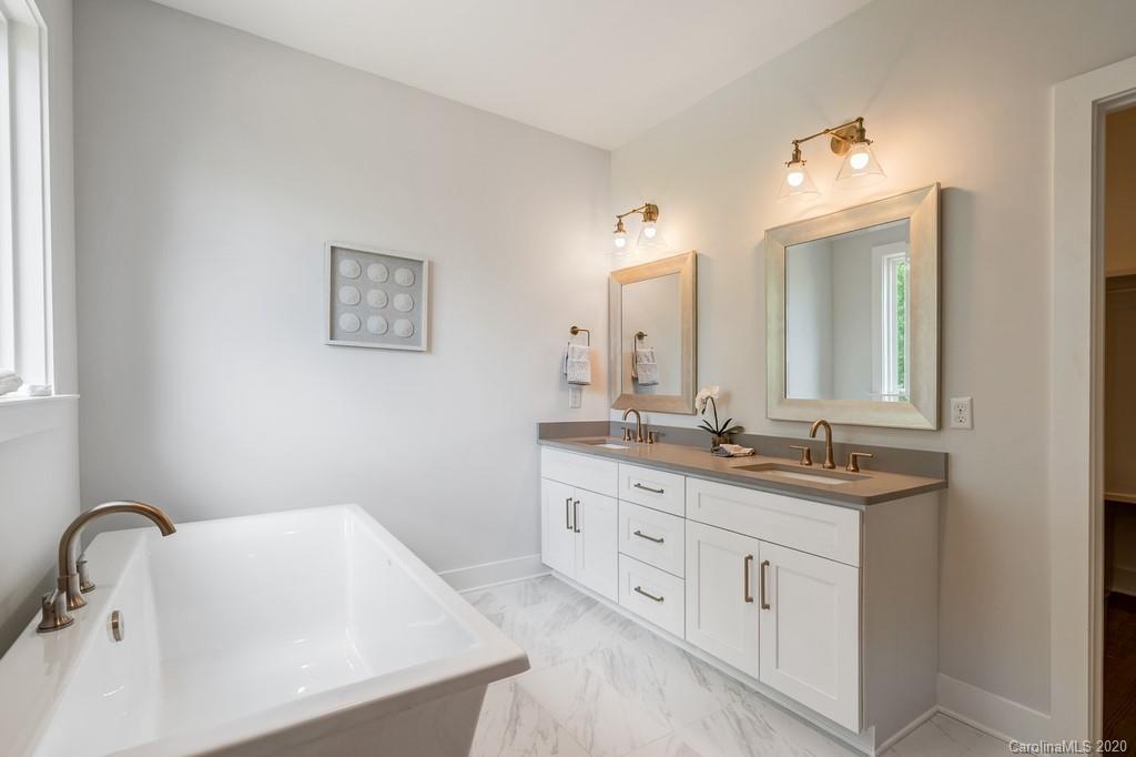 2529 Country Club Lane Charlotte NC 28205