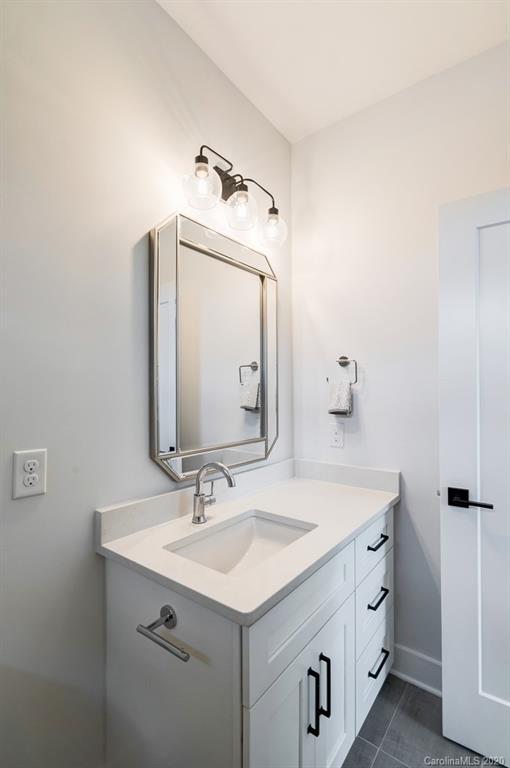 2529 Country Club Lane Charlotte NC 28205