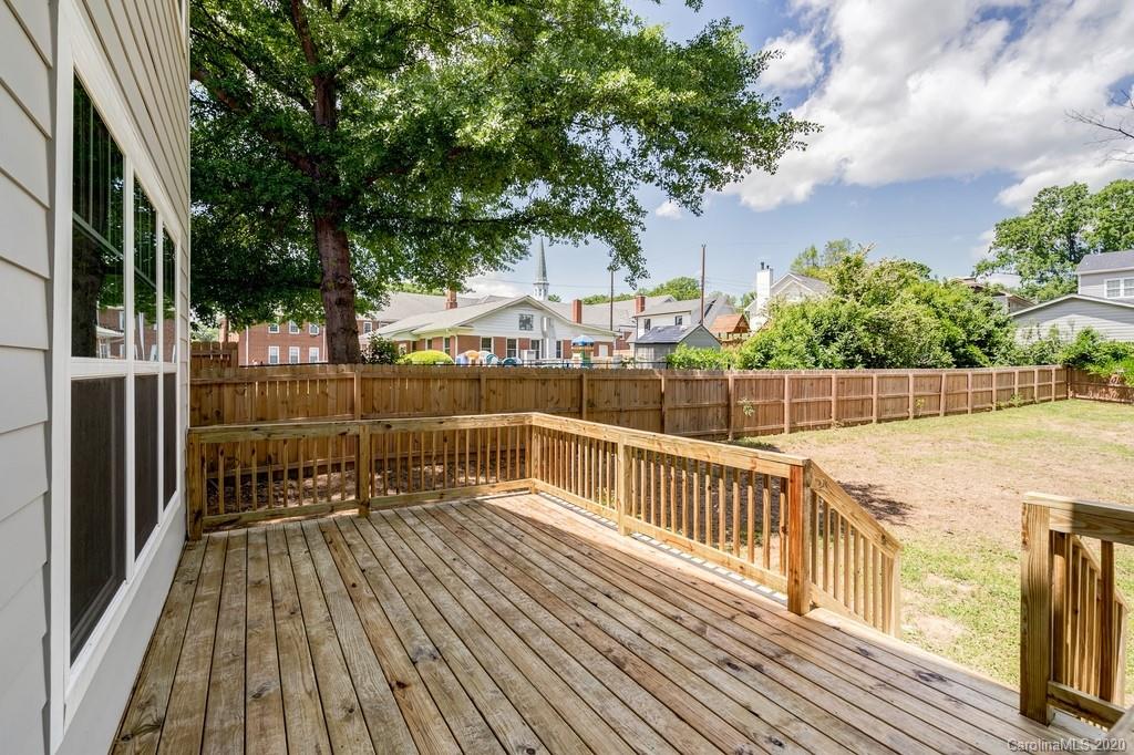 2529 Country Club Lane Charlotte NC 28205
