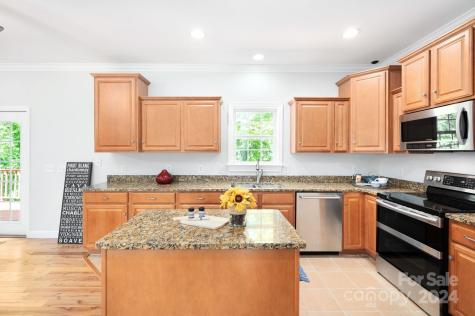 20 Lauren Lane Candler NC 28715