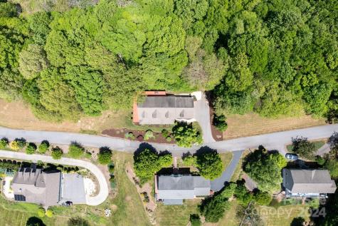 20 Lauren Lane Candler NC 28715