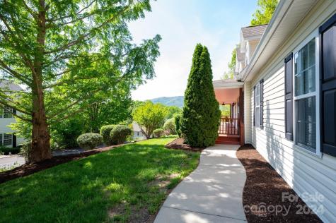 20 Lauren Lane Candler NC 28715