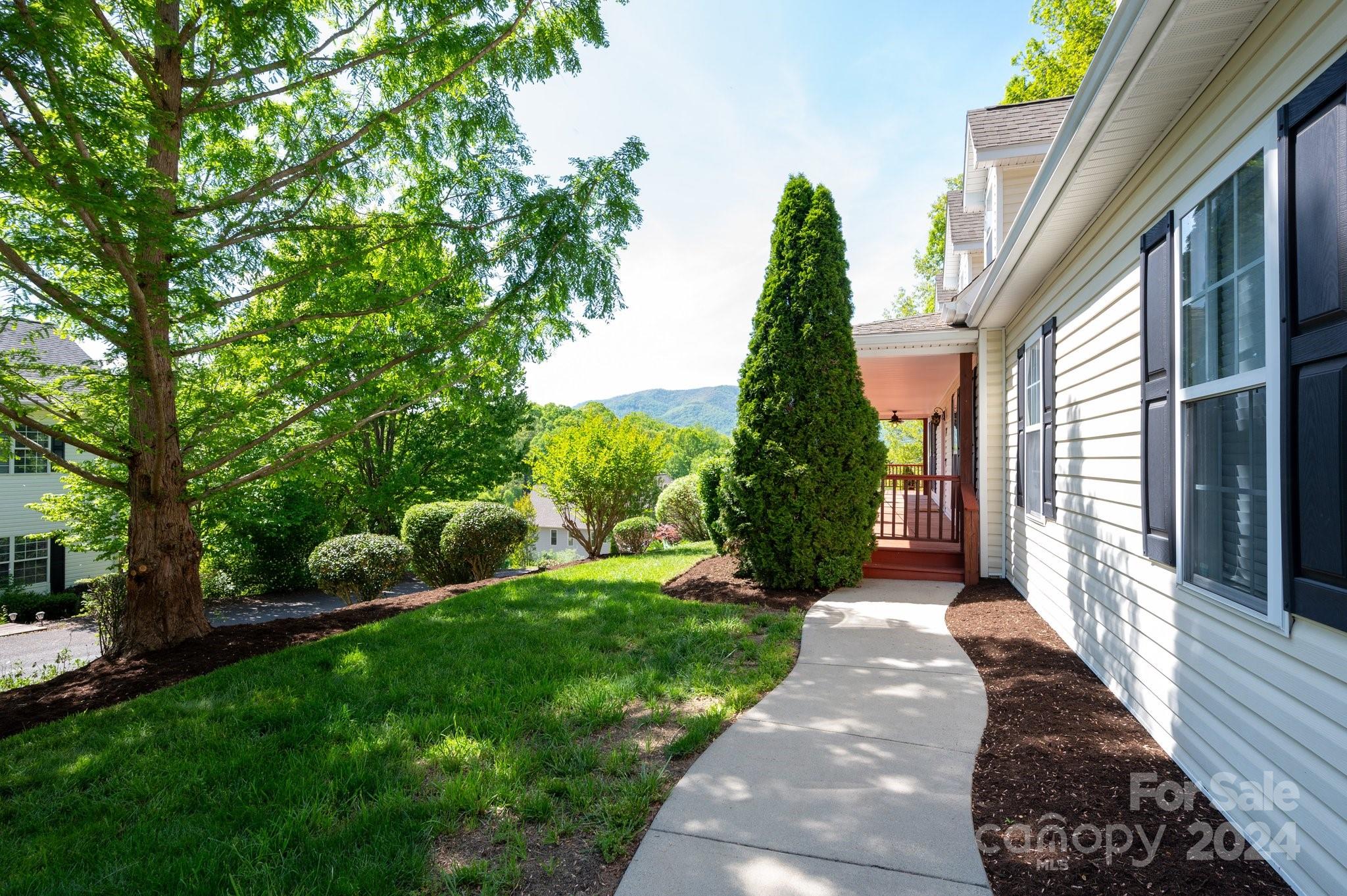 20 Lauren Lane Candler NC 28715