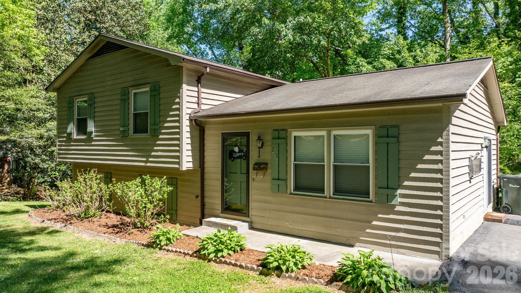 216 Davis Drive Morganton NC 28655