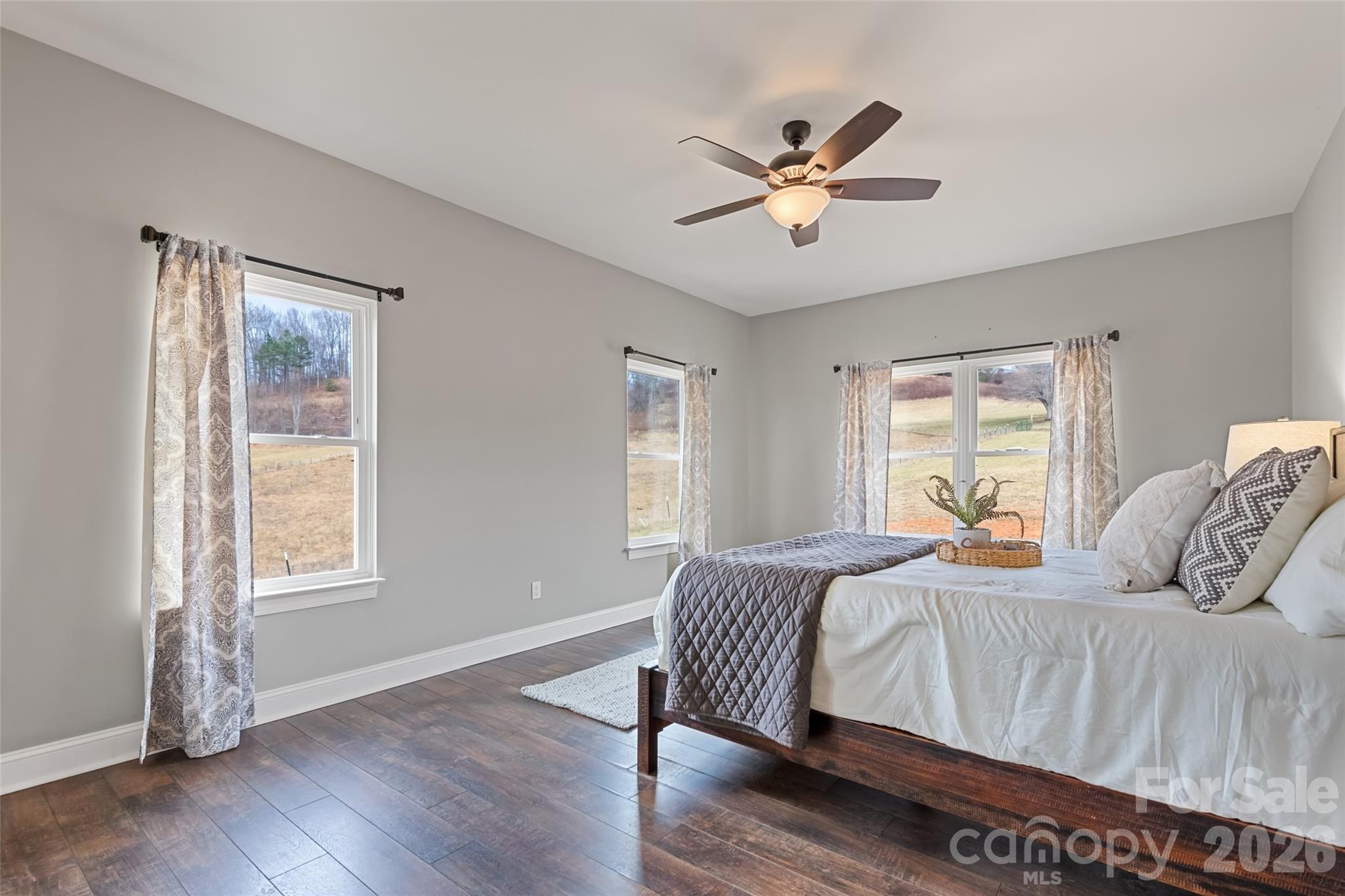 343 Rocky Lane Road Clyde NC 28721