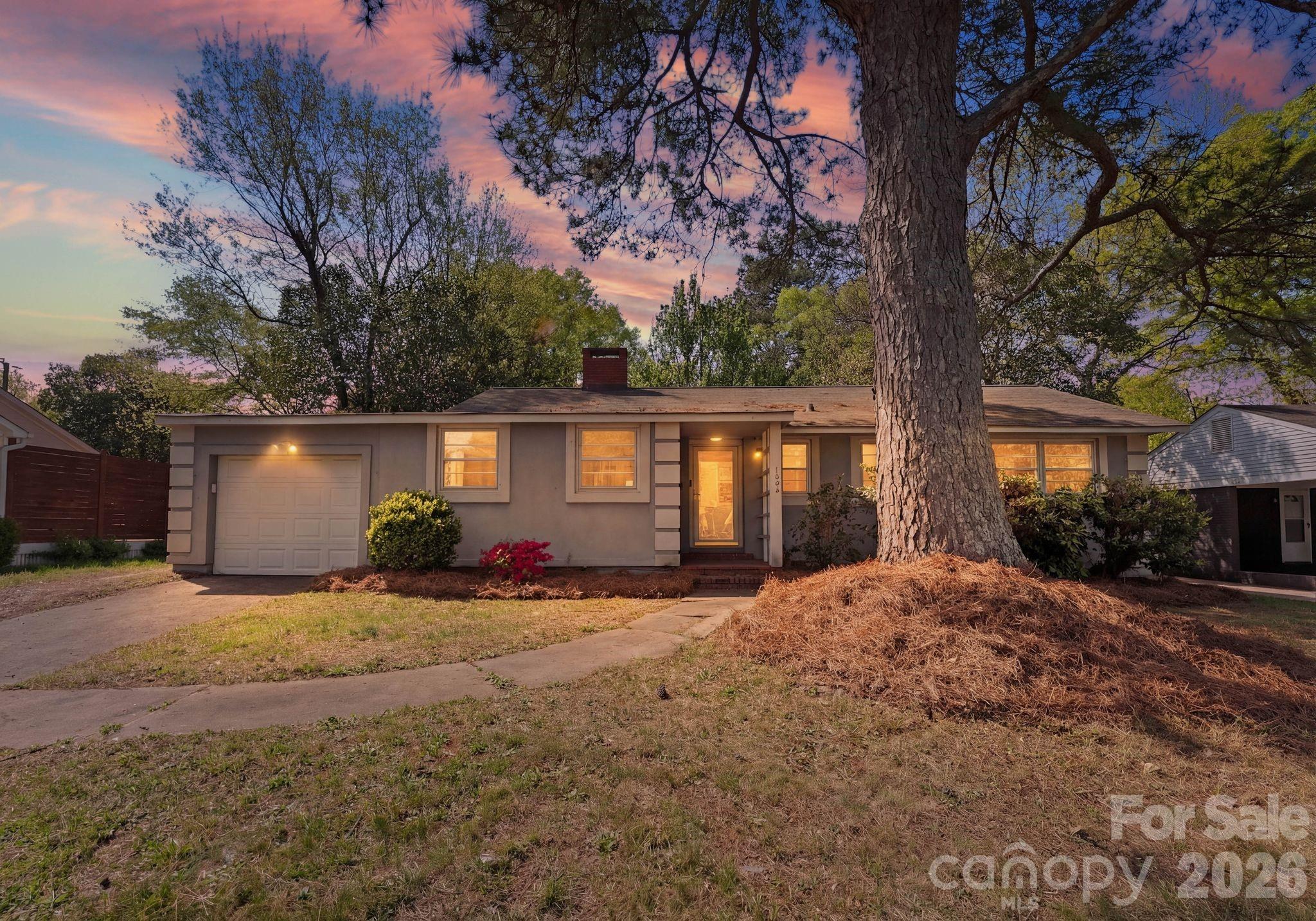 1136 E Woodlawn Road Charlotte NC 28209