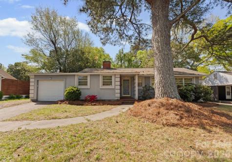 1136 E Woodlawn Road Charlotte NC 28209