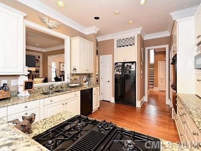 4733 Cambridge Crescent Drive Charlotte NC 28226