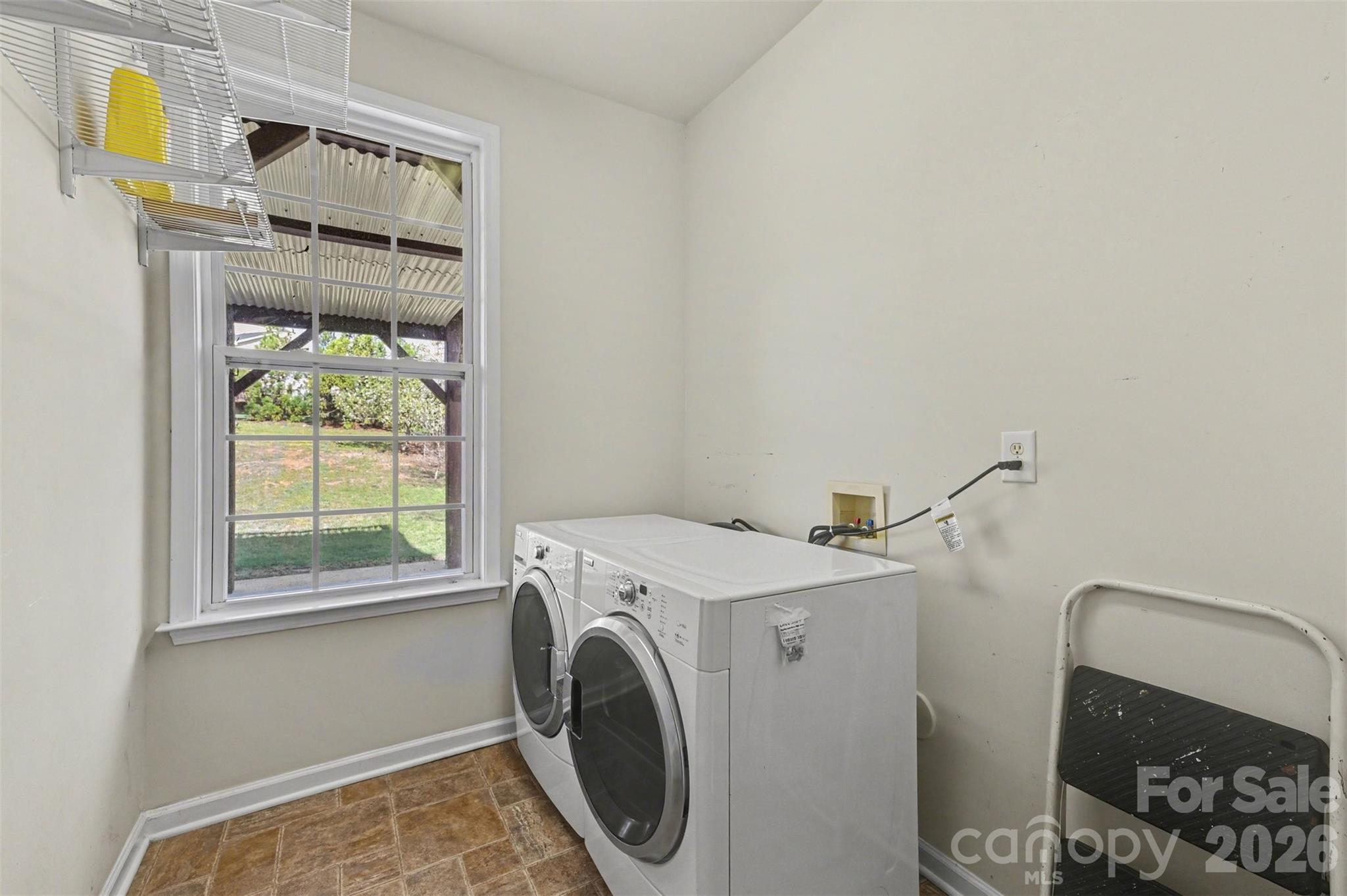 7512 Chasewater Drive Harrisburg NC 28075