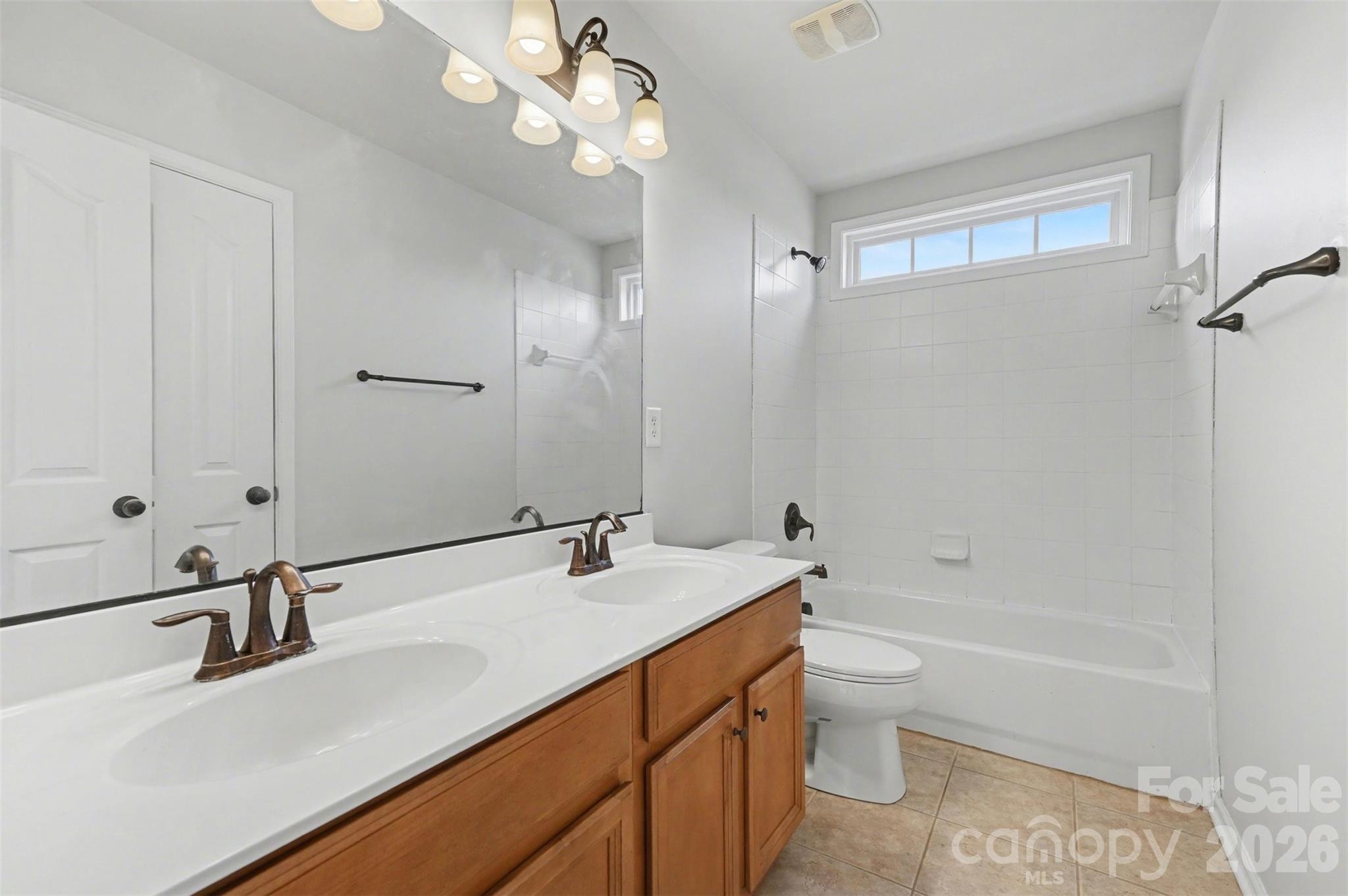 7512 Chasewater Drive Harrisburg NC 28075