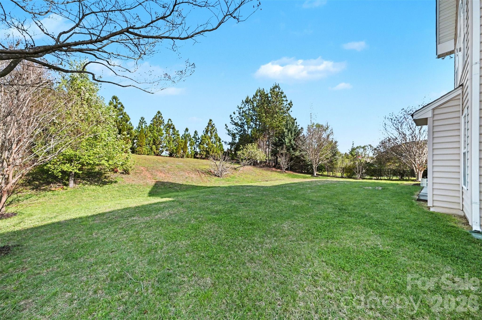 7512 Chasewater Drive Harrisburg NC 28075