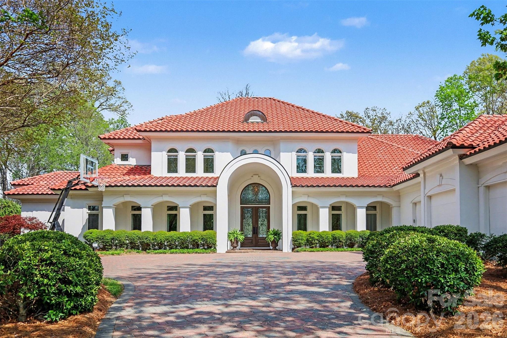 7225 Governors Row Charlotte NC 28277