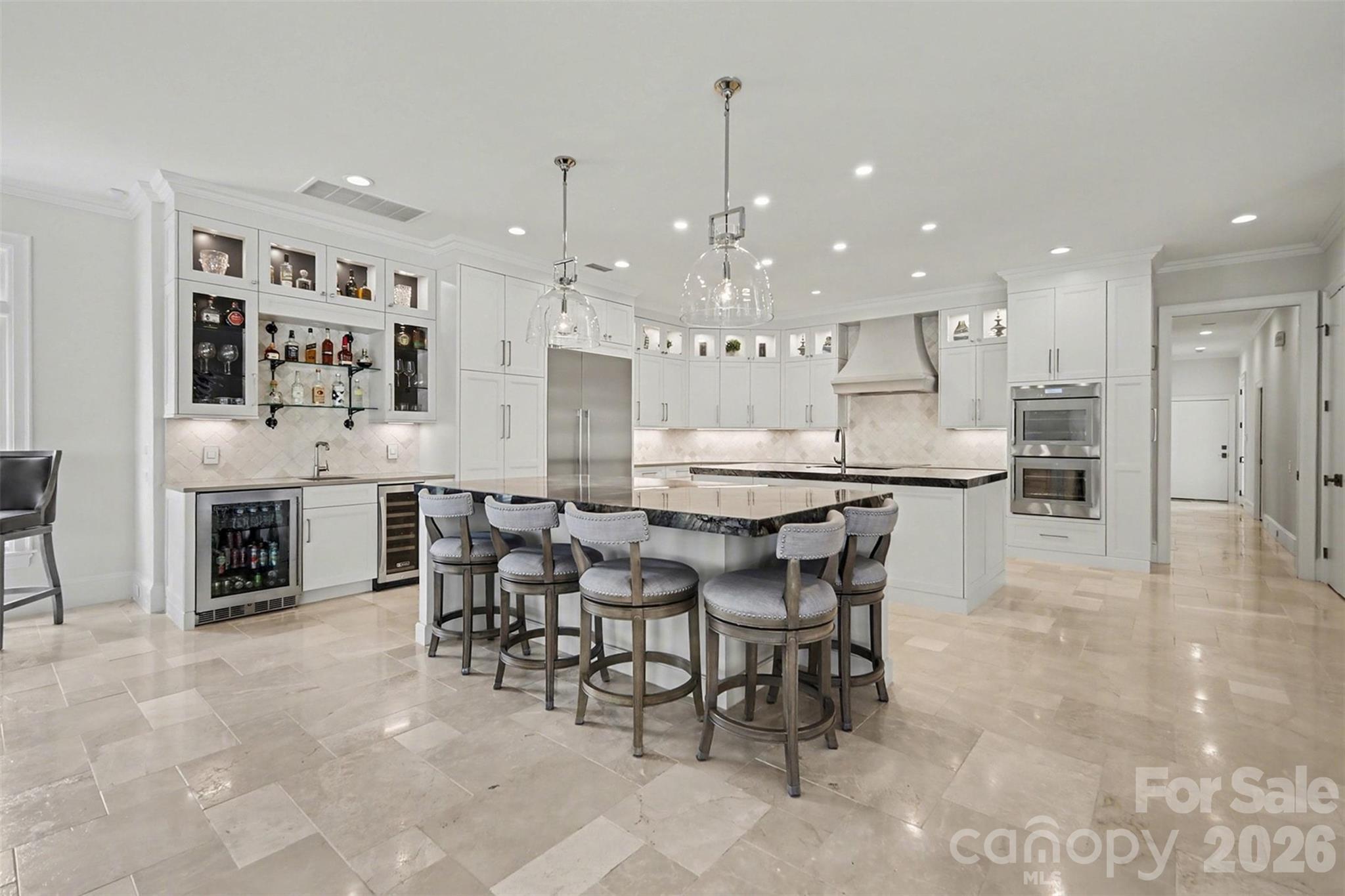 7225 Governors Row Charlotte NC 28277
