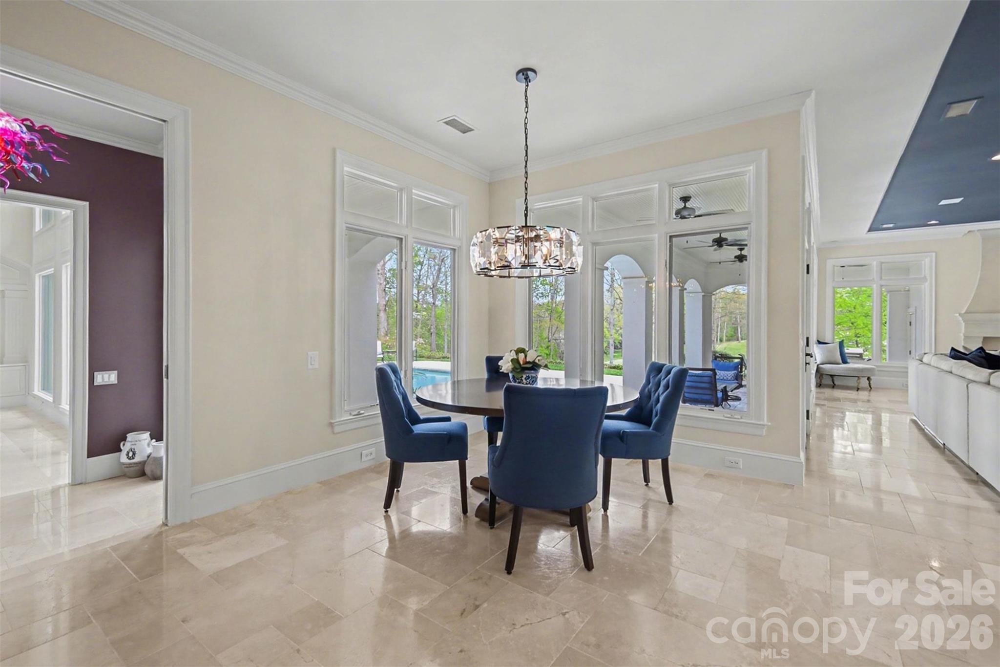 7225 Governors Row Charlotte NC 28277