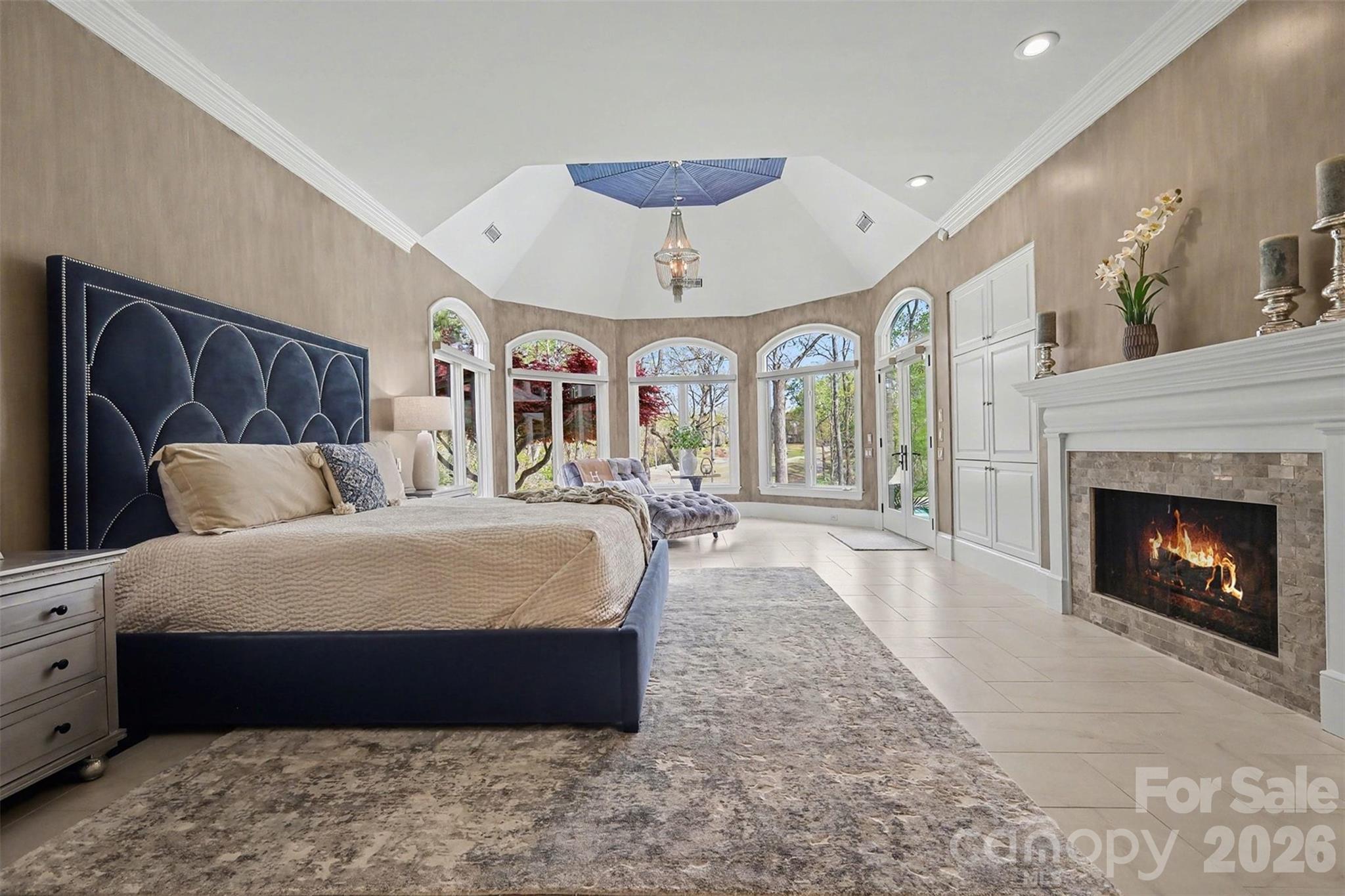 7225 Governors Row Charlotte NC 28277