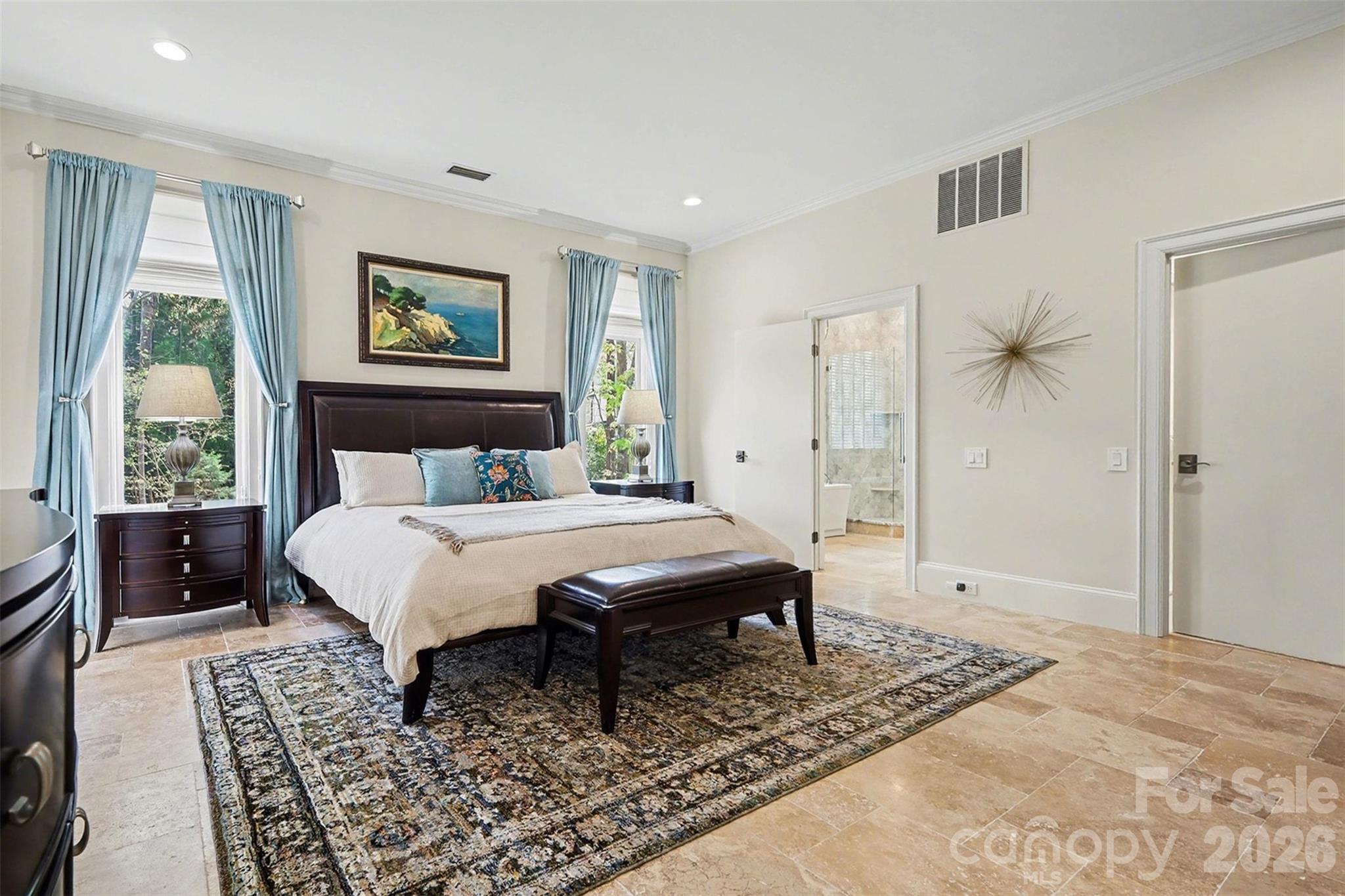 7225 Governors Row Charlotte NC 28277