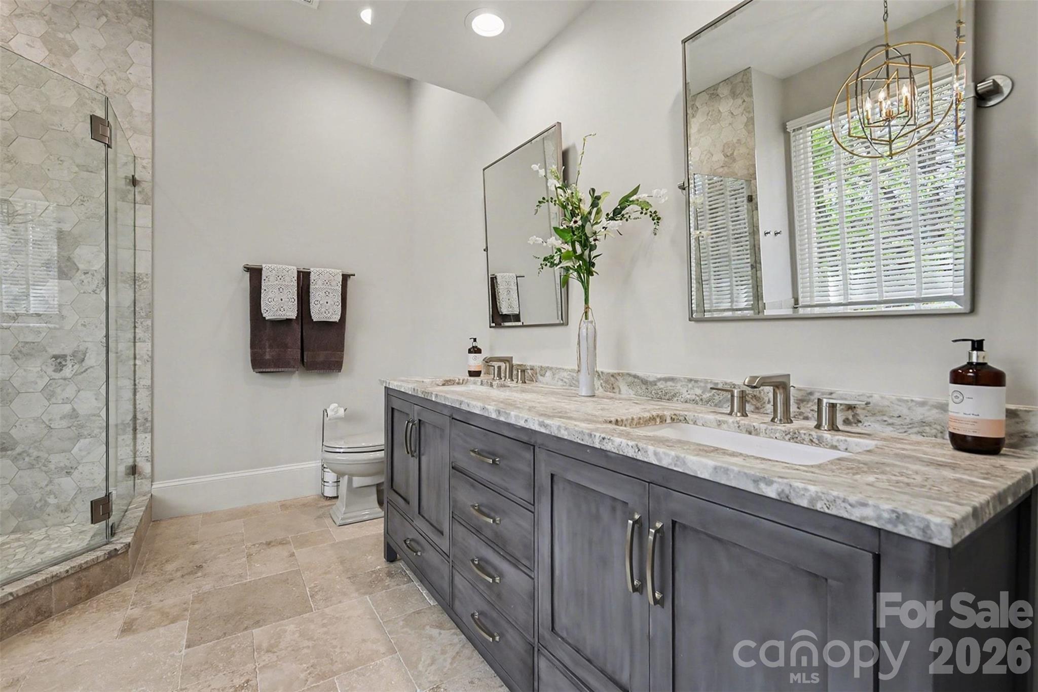 7225 Governors Row Charlotte NC 28277