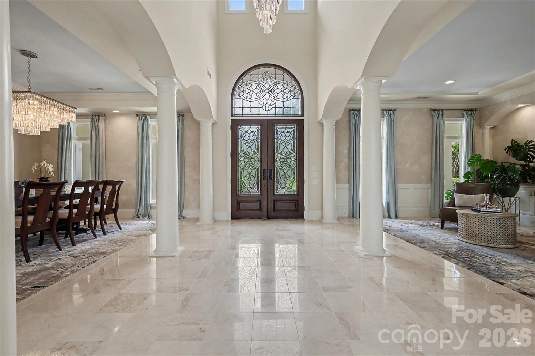 7225 Governors Row Charlotte NC 28277