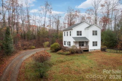 230 Graystone Drive Burnsville NC 28714
