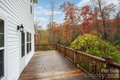 230 Graystone Drive Burnsville NC 28714