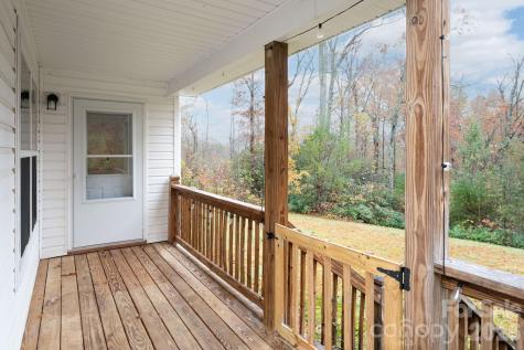 230 Graystone Drive Burnsville NC 28714