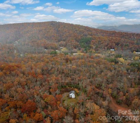 230 Graystone Drive Burnsville NC 28714