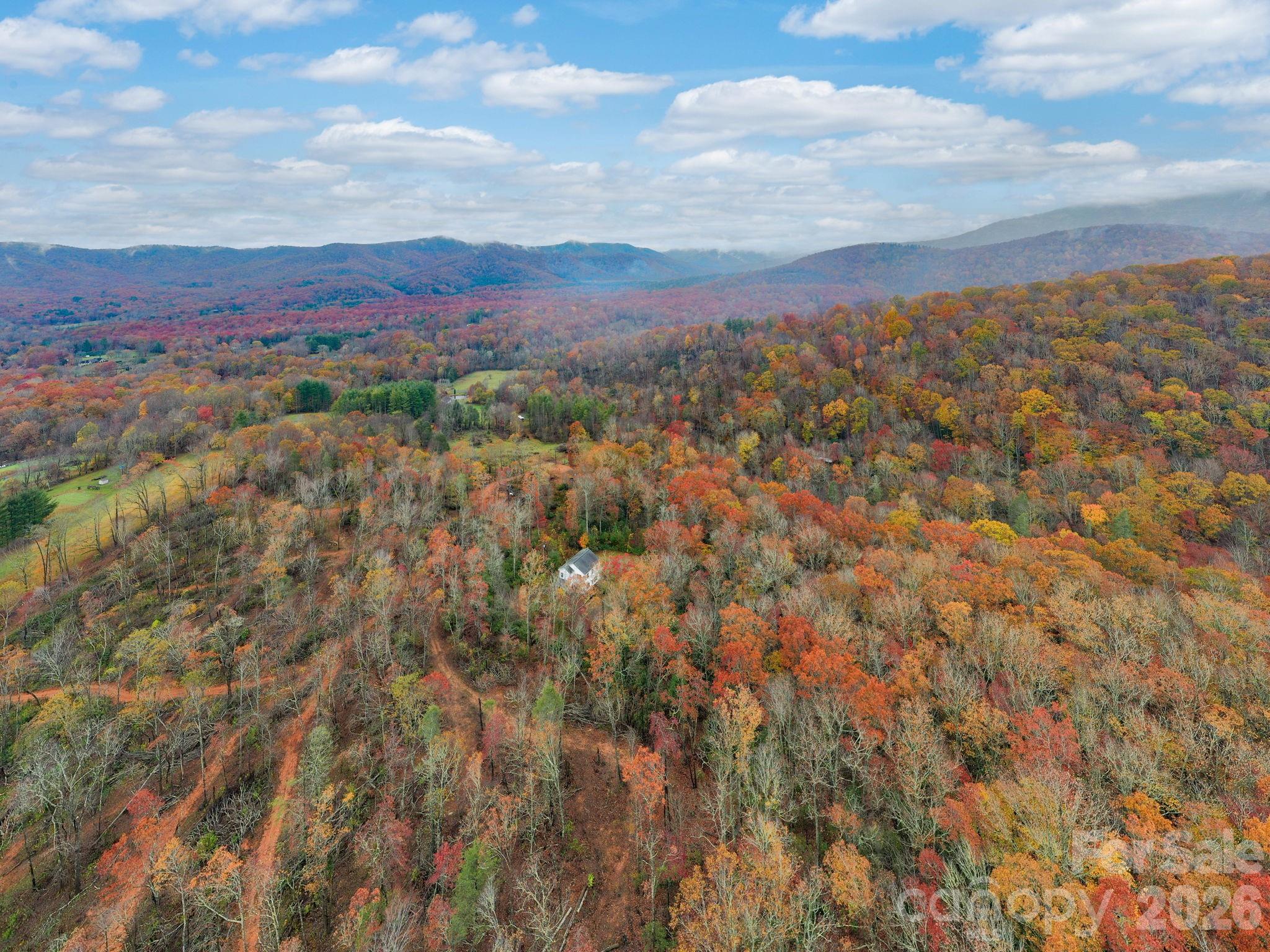 230 Graystone Drive Burnsville NC 28714