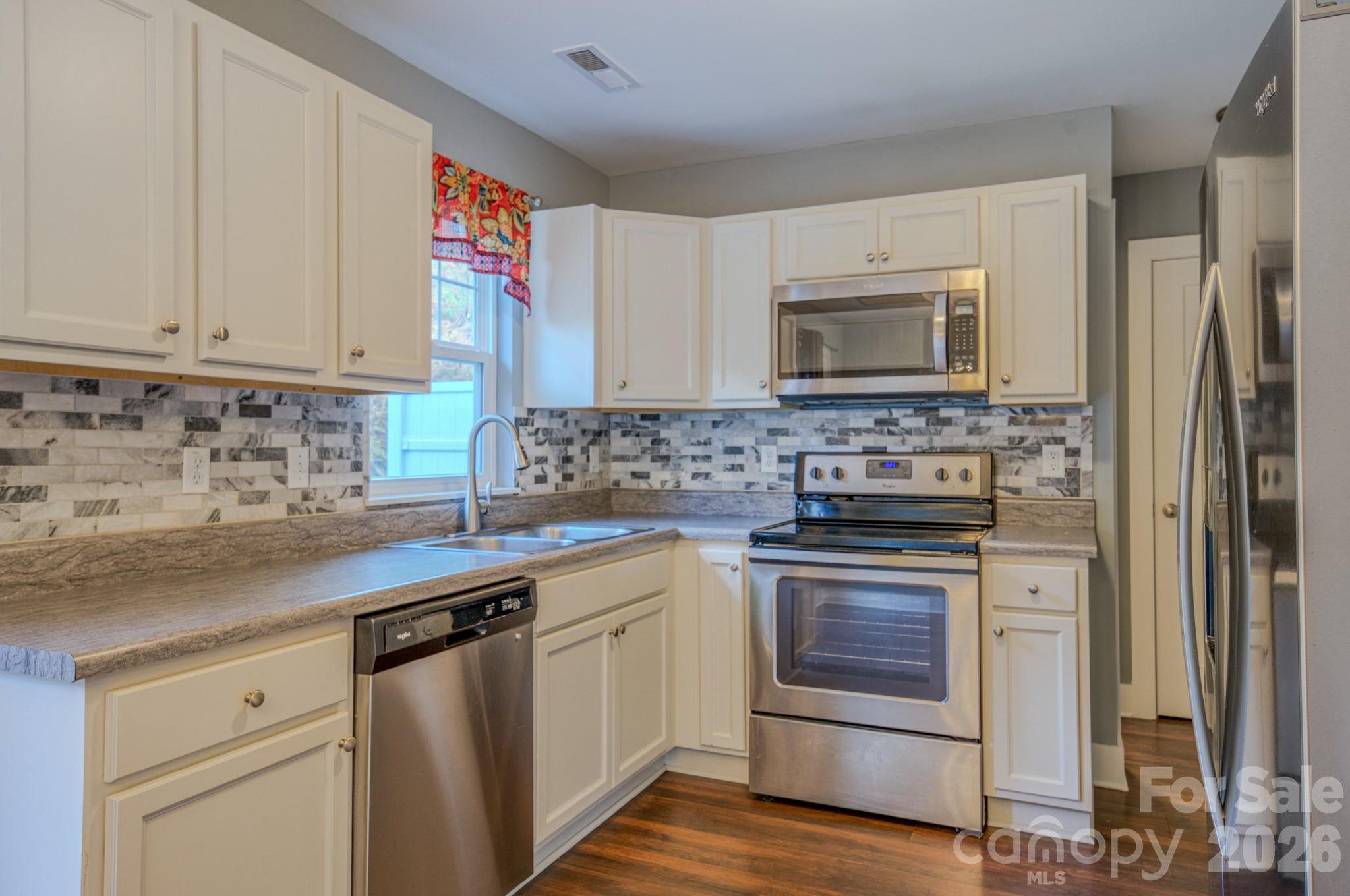 209 Stoney Point Way Candler NC 28715