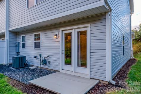 209 Stoney Point Way Candler NC 28715