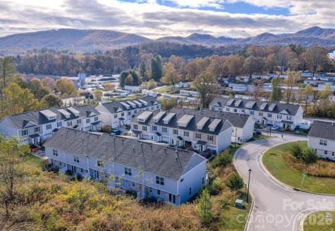 209 Stoney Point Way Candler NC 28715