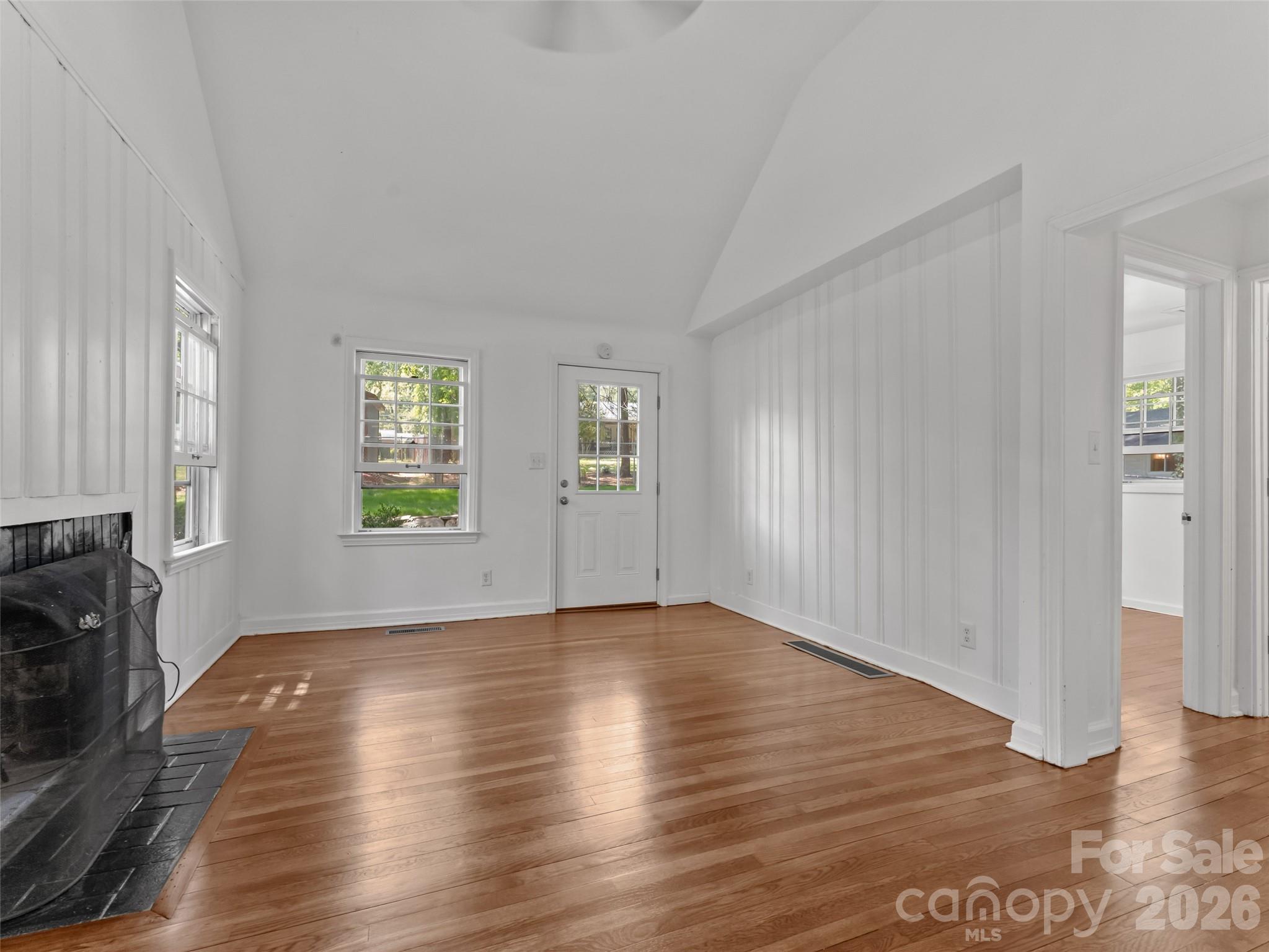 1110 3rd Avenue W Hendersonville NC 28739