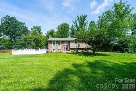 2651 31st Street Court NE Hickory NC 28601